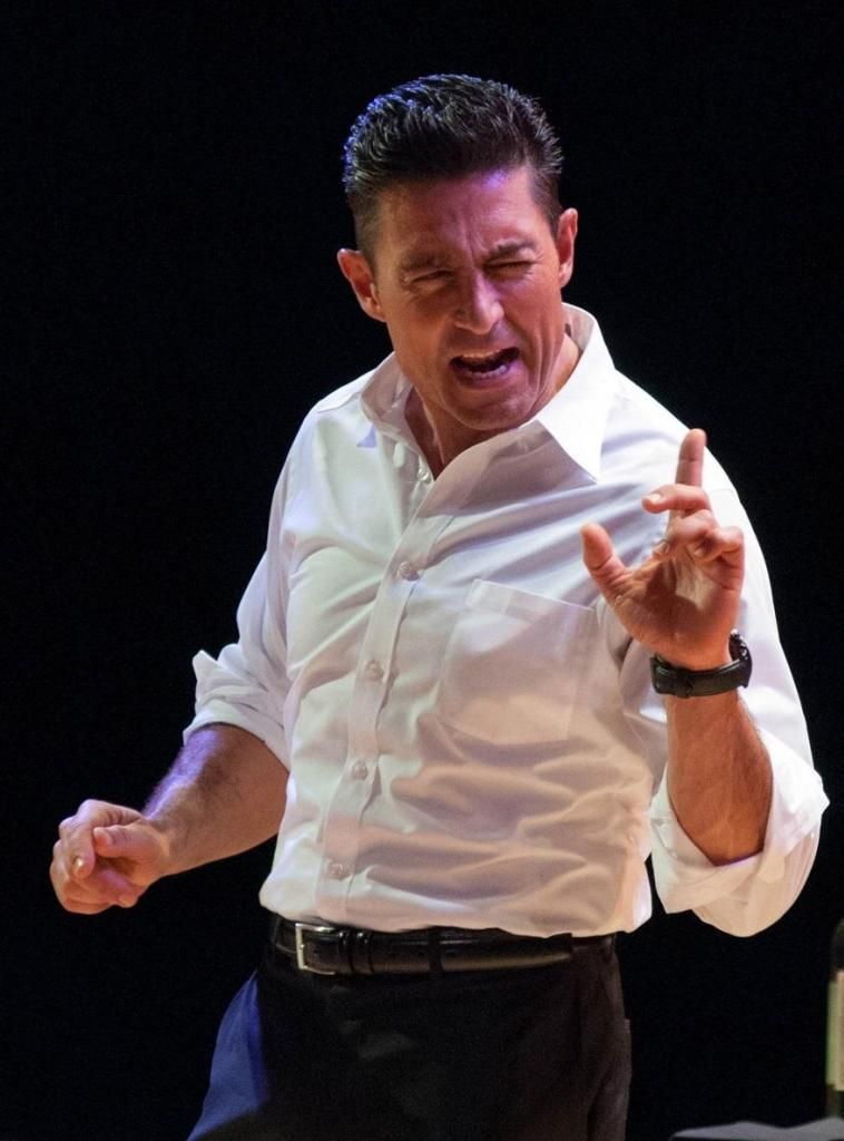  photo Bv8THKJIUAAfDLrjpglarge_zps1e02e7f8.jpg