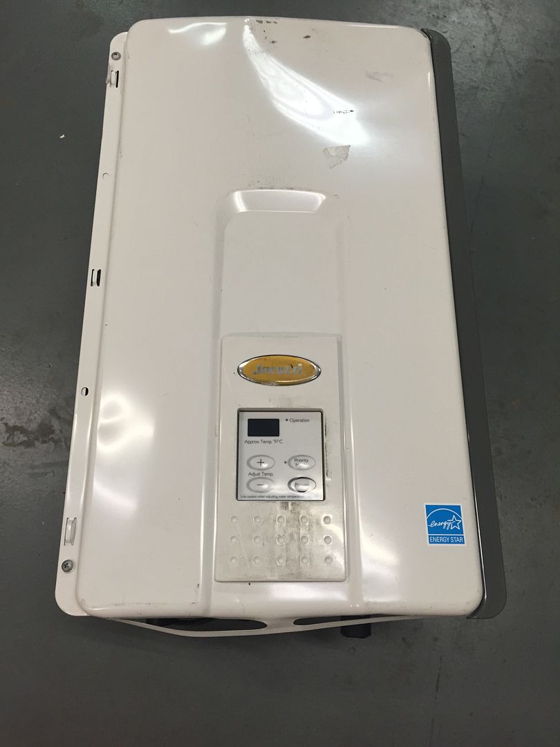 Jacuzzi JSN180F Natural Gas Indoor Tankless Water Heater 7.4 GPM