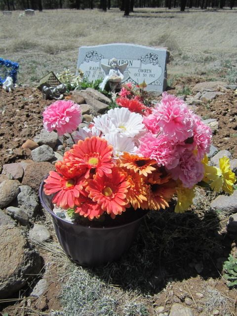 Luna Cemetery