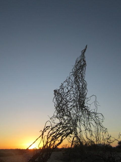 Fence sculpture