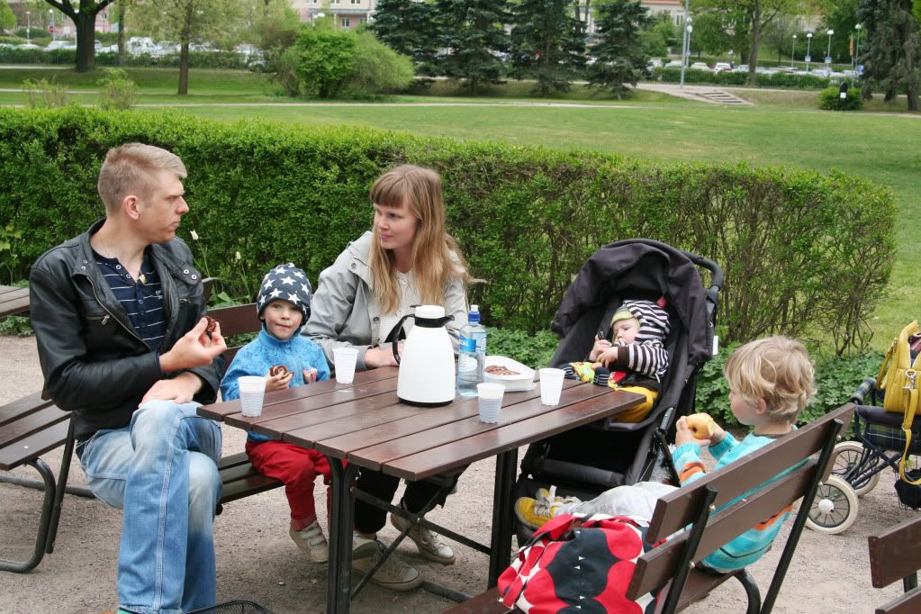 fika in the park