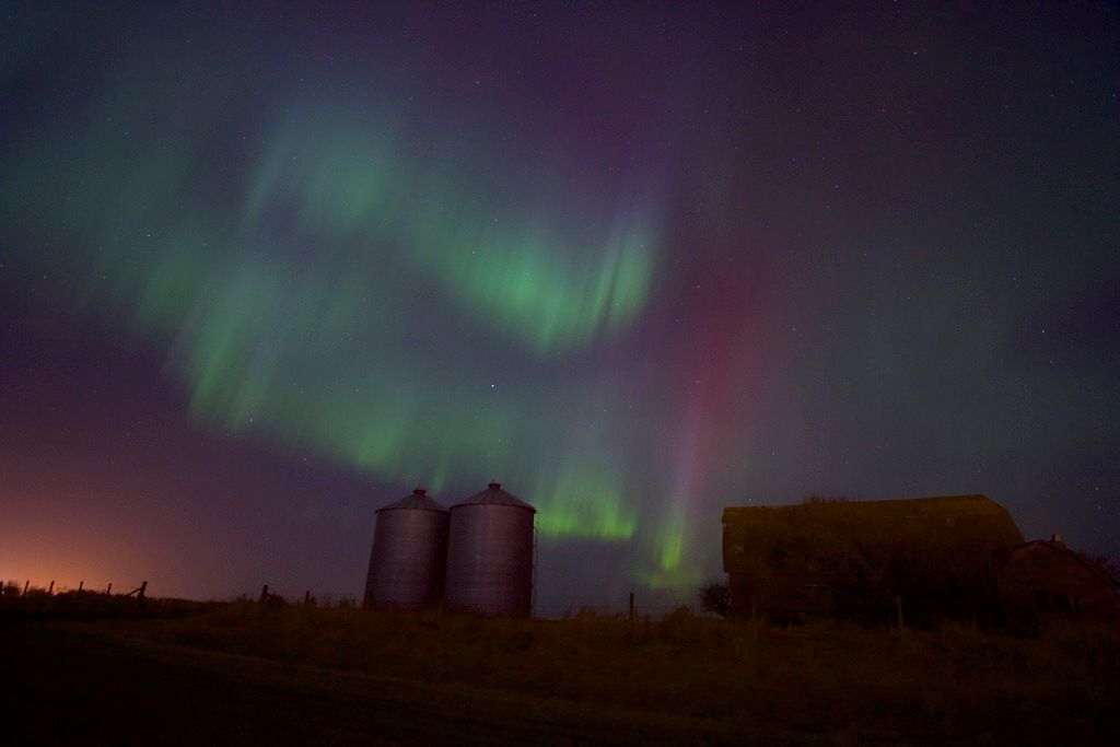 IMAGE: http://i1106.photobucket.com/albums/h372/Oilers1980/IMG_9366_zpsricqmzez.jpg