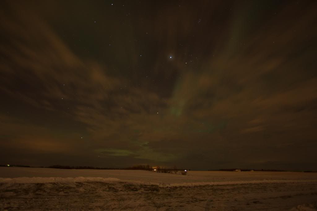 IMAGE: http://i1106.photobucket.com/albums/h372/Oilers1980/Landscapes/IMG_7577.jpg