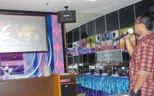 bisnis hiburan karaoke