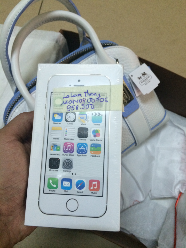 iPhone 5s 16Gb Gold Unlocked mới 100%
