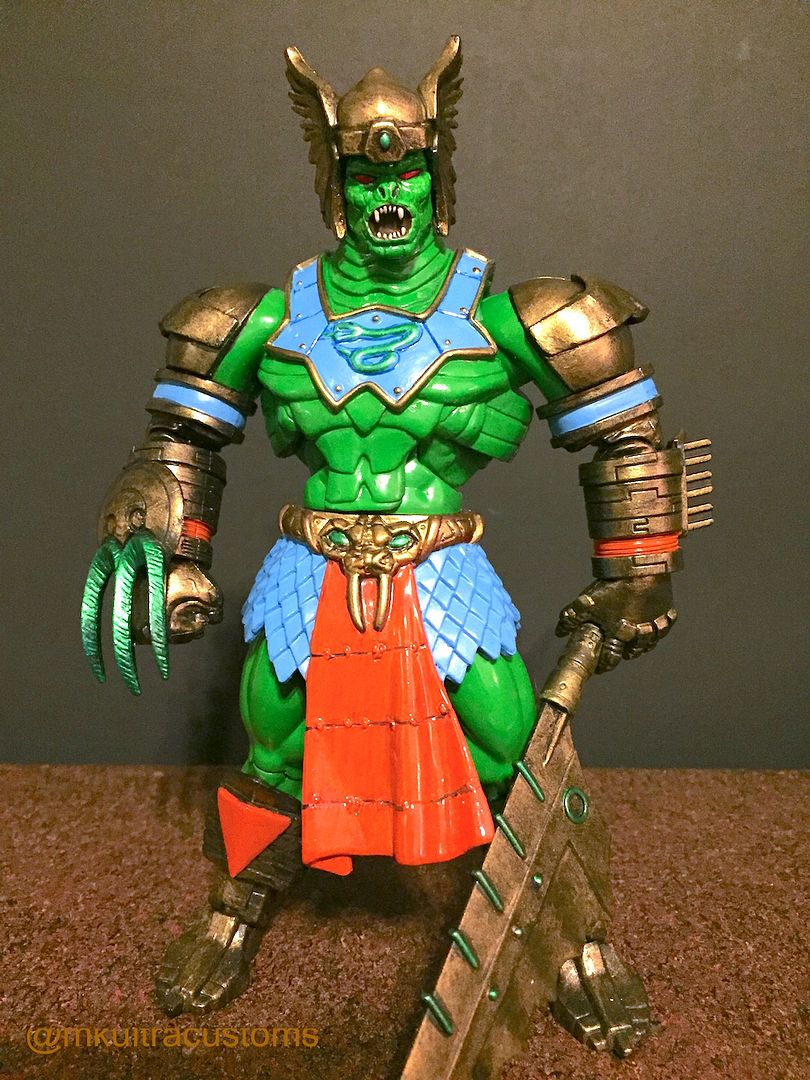 motuc snake men